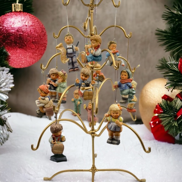 Vintage Berta Hummel Goebel Collection 1997 & 1999 Figurines Collectibles 14pcs - Picture 11 of 12